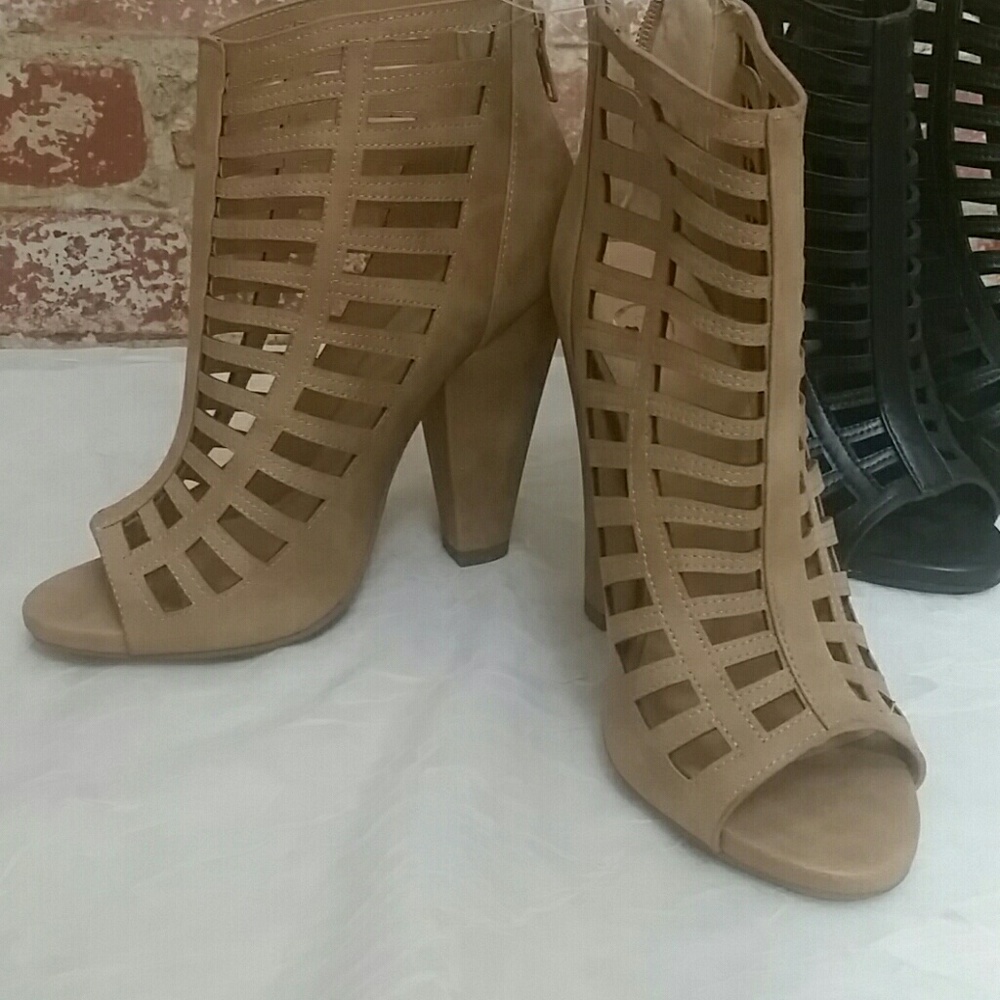 Shoes peep open toe caged sandal bootie tan New - Picture 8 of 8